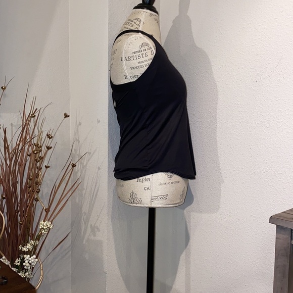 Black Nike criss cross back size XS - Picture 2 of 4